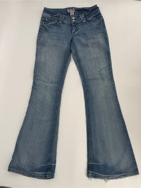 MUDD Flare Wide-Leg Denim Frayed Hem Low Rise Embellished Jeans Size 5 Women’s
